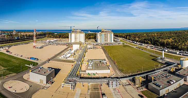 Pierwsze komercyjne dostawy gazu LNG do Świnoujścia