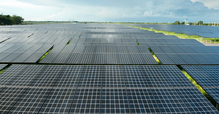 Moduły fotowoltaiczne Trina Solar w użytku w projekcie solarnym SB Energy (Softbank Group) o mocy 455 MW DC 