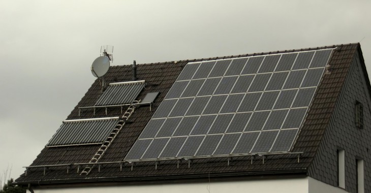 Polacy chętniej inwestują w kolektory słoneczne