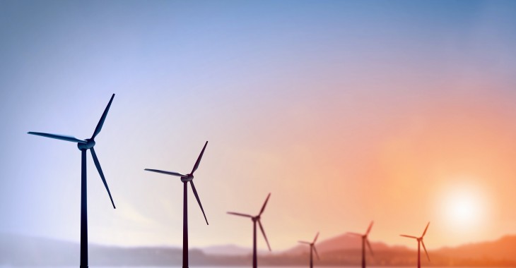EDPR podnosi inwestycje brutto w energetykę odnawialną do 4 mld EUR